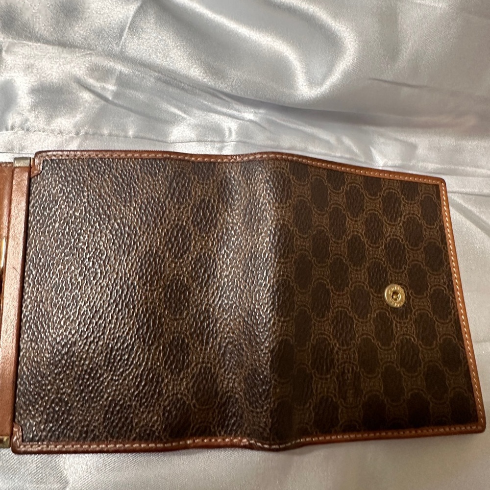 Celine Tan and Brown Leather Wallet - Picture 6 of 9